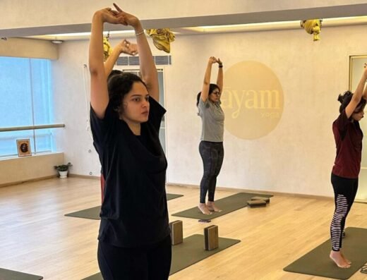 Ayam Yoga