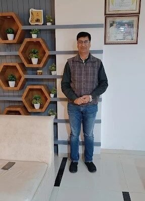 Dr. Rajesh Kalwadiya