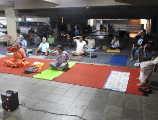 Om Dadar Yoga Centre