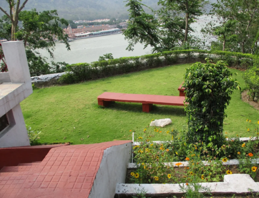 Yoga Niketan Ashram
